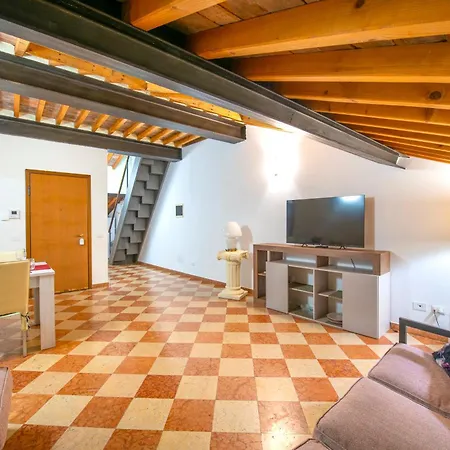 Aparthotel Arena Mazzini Giulietta&romeo 3*