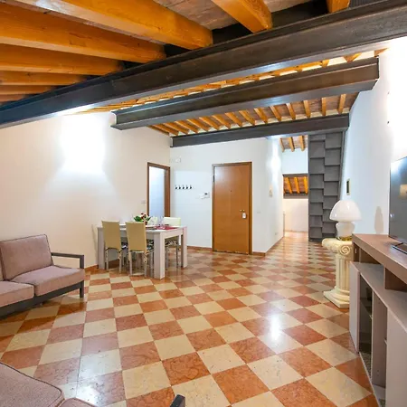 Aparthotel Arena Mazzini Giulietta&romeo