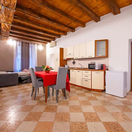 Arena Mazzini Giulietta & Romeo Hotel apartamentowy